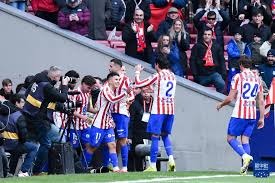 中国女子佩剑时隔14年再获世界杯团体冠军