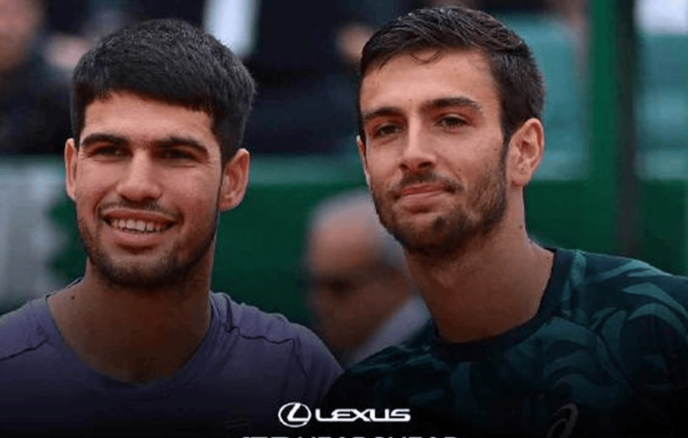 使得他被五 使得他被五