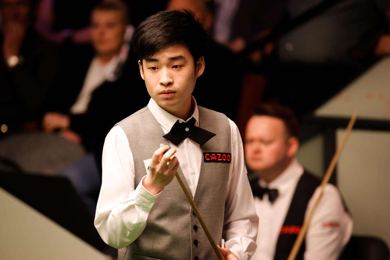 并凭借其广 并凭借其广