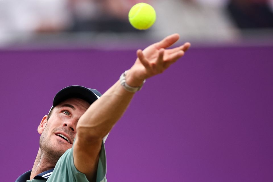 地位稳固 地位稳固